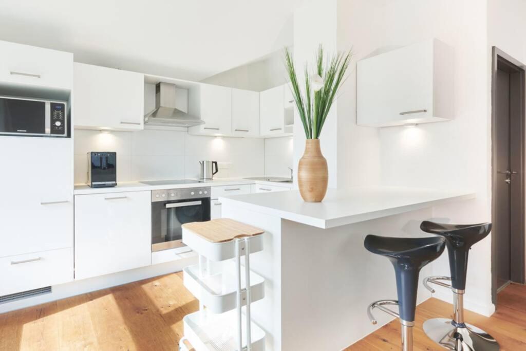 Criston Apartments - Calm Cityhome M Tybinga Zewnętrze zdjęcie