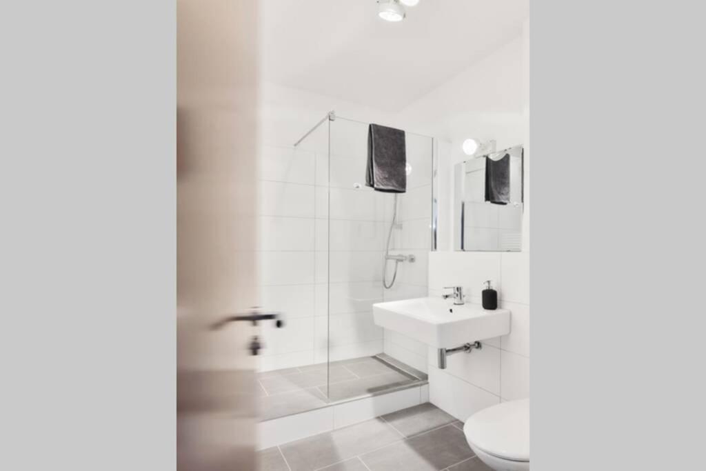 Criston Apartments - Calm Cityhome M Tybinga Zewnętrze zdjęcie